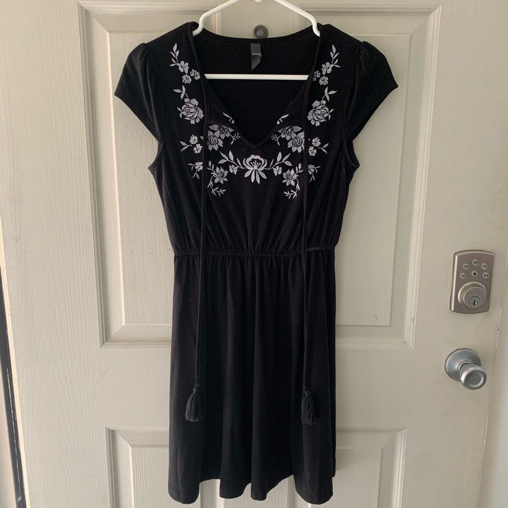 Francescas Black Dress with Embroidery